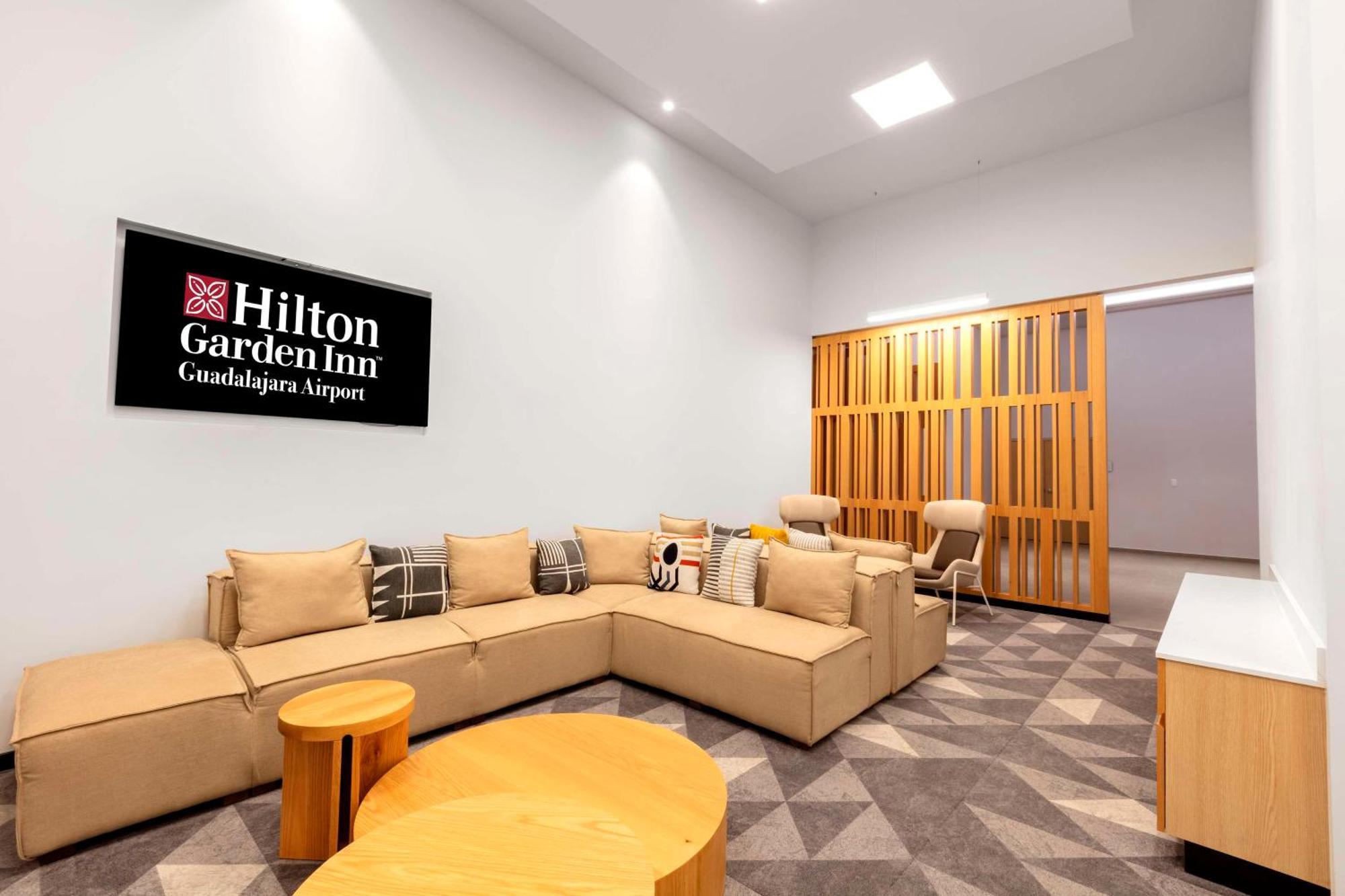 Hilton Garden Inn Guadalajara Airport El Zapote  Esterno foto